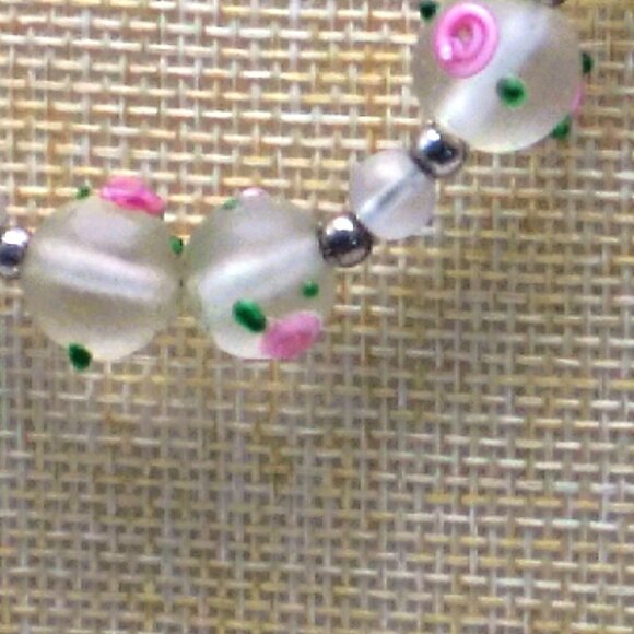 Artisan Frosted Lampwork Glass & Sterling Silver Beaded Pink Rose Design Necklac - Picture 10 of 16